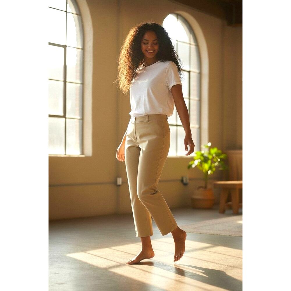 Simply Styled By Stretch Pant size 14 NWT Beige Cropped